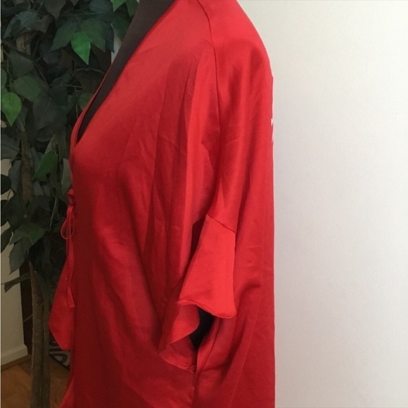 Victoria’s Secret Red OSFM LOVE short sleeve robe/cover up - Picture 5 of 11